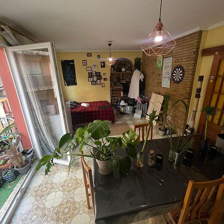 Gemuetliches Zimmer "Gold" Fuer 2 Personen Und Katzenliebhaber Walencja Zewnętrze zdjęcie