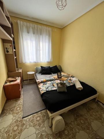 Gemuetliches Zimmer "Gold" Fuer 2 Personen Und Katzenliebhaber Walencja Zewnętrze zdjęcie